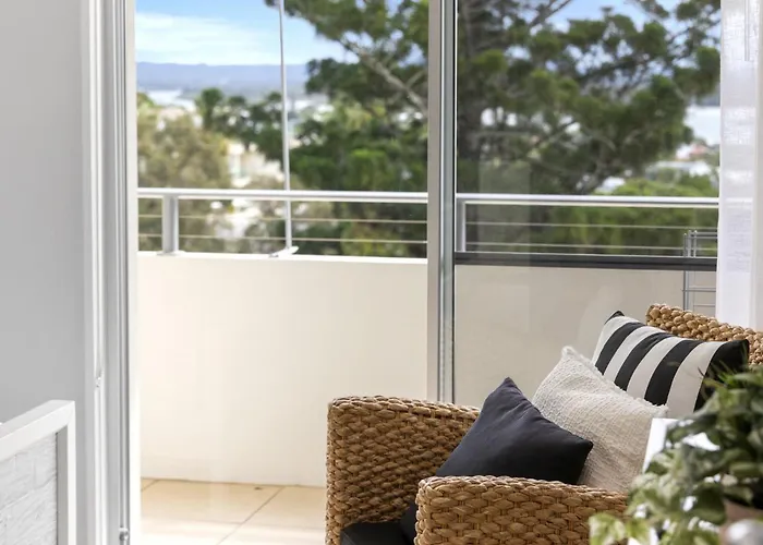 6 29 Noosa Drive Noosa Heads