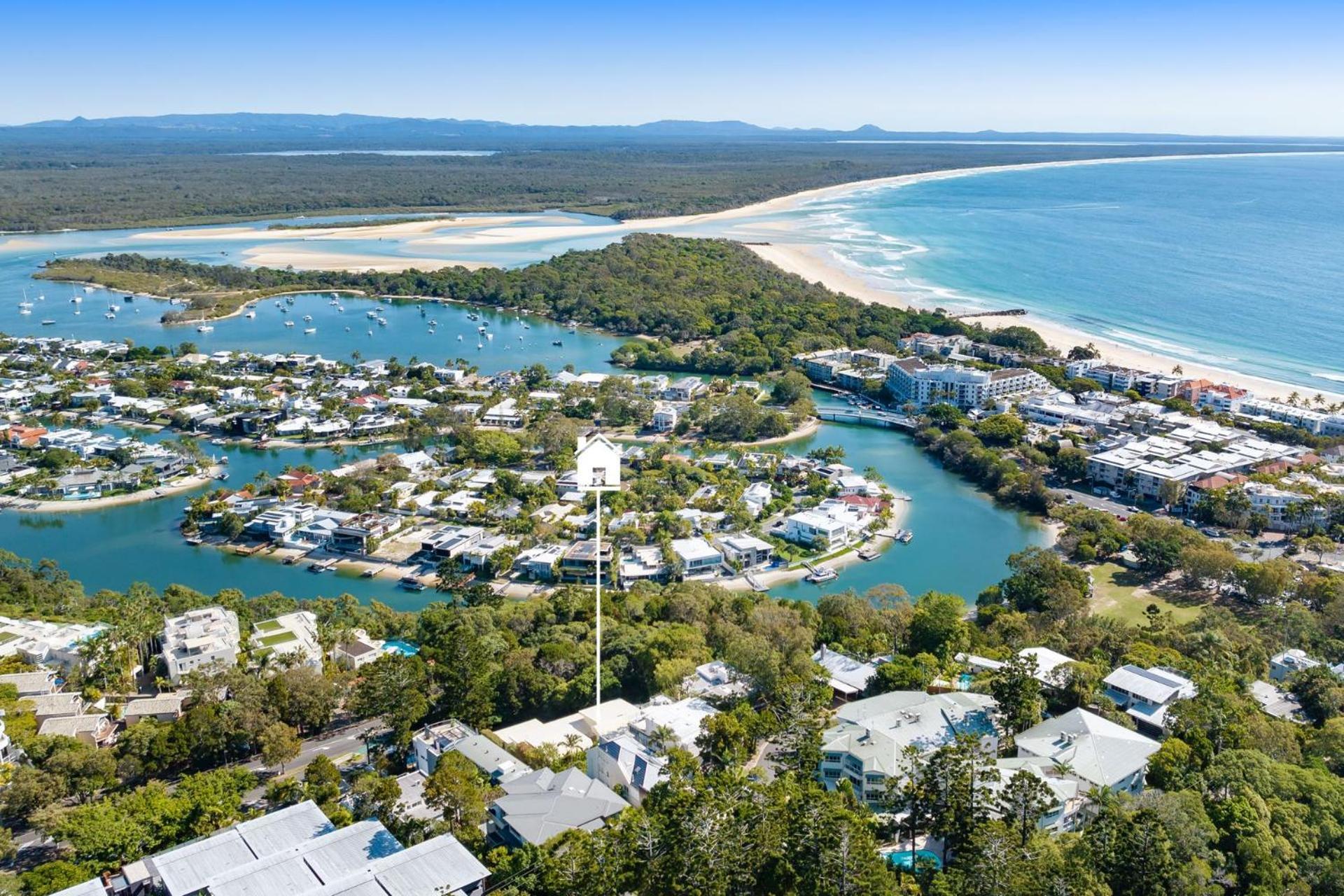 6 29 Drive * Noosa Heads